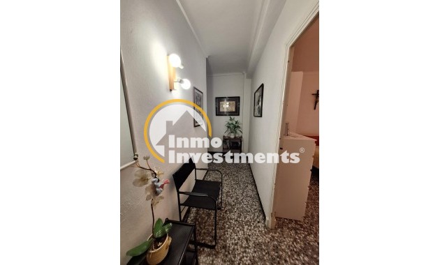 Resale - Commercial - Torrevieja