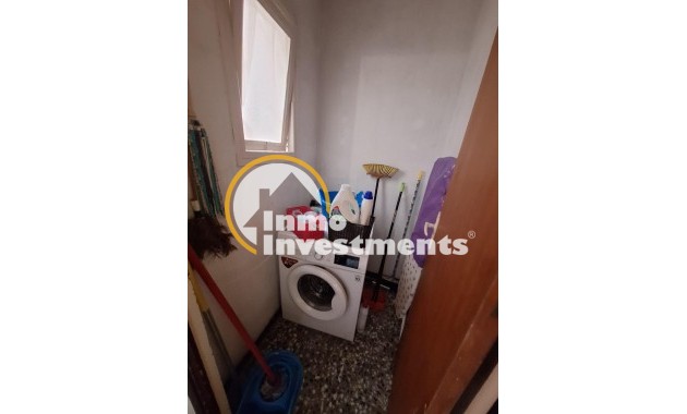 Resale - Commercial - Torrevieja