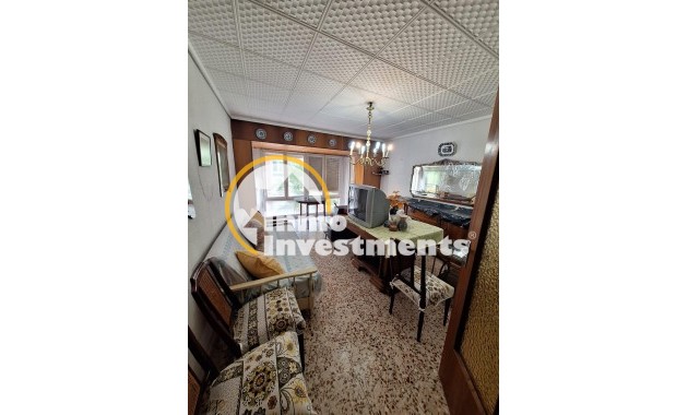 Resale - Commercial - Torrevieja