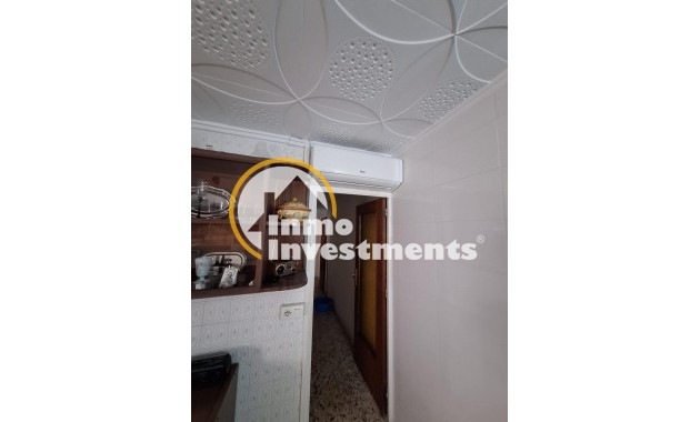 Resale - Commercial - Torrevieja