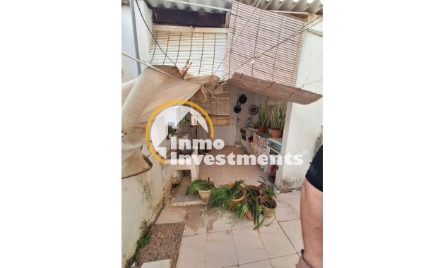 Resale - Commercial - Torrevieja