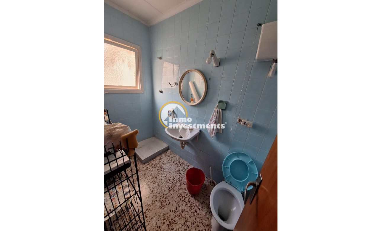 Resale - Commercial - Torrevieja