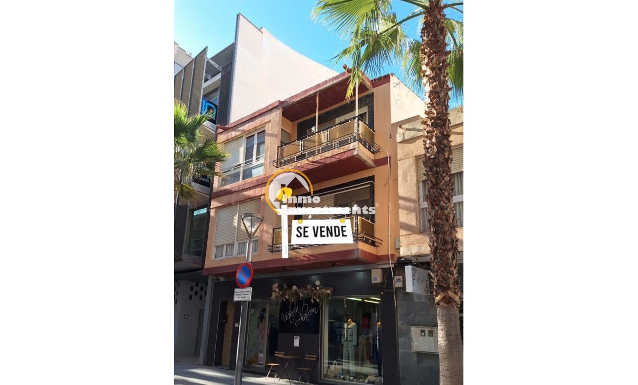 Resale - Commercial - Torrevieja
