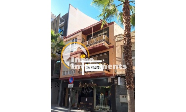 Resale - Commercial - Torrevieja