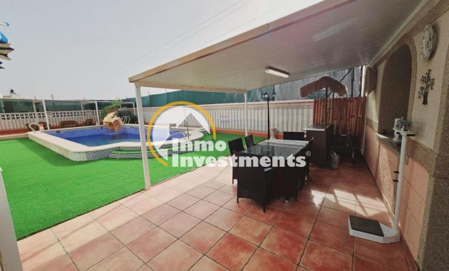 Resale - Villa - Torrevieja - La Siesta - El Salado - Torreta