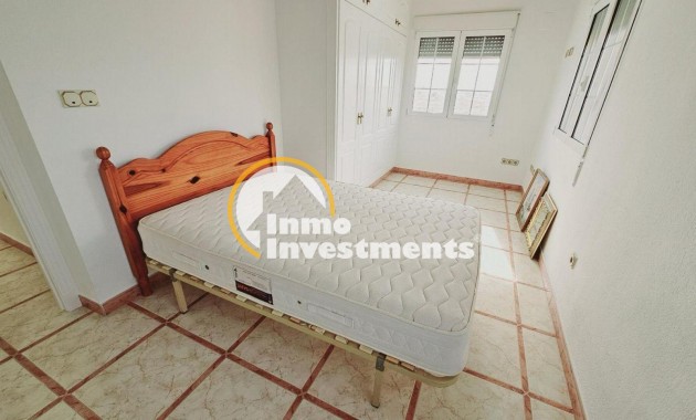 Resale - Villa - Torrevieja - La Siesta - El Salado - Torreta