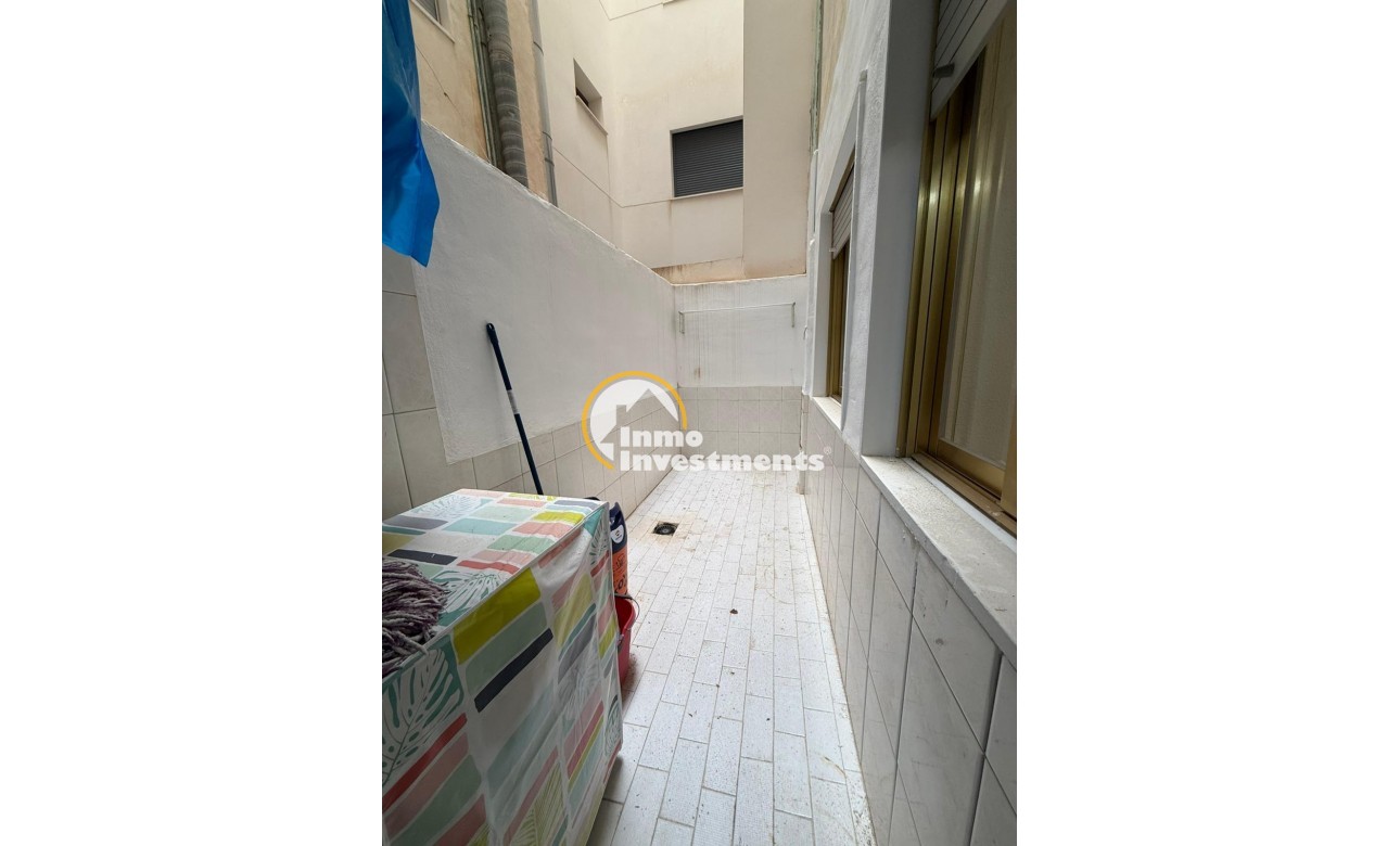 Resale - Apartment - Torrevieja - La Mata