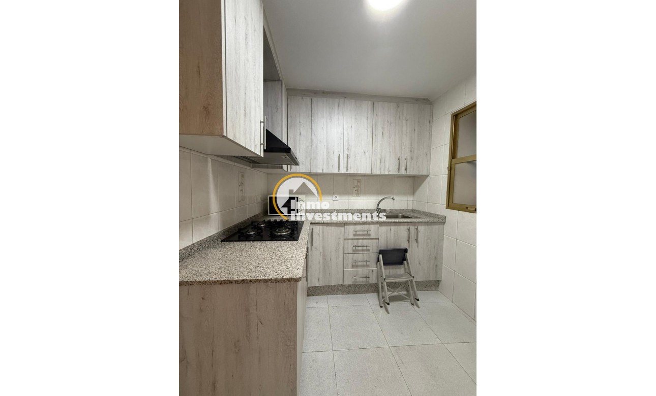 Resale - Apartment - Torrevieja - La Mata
