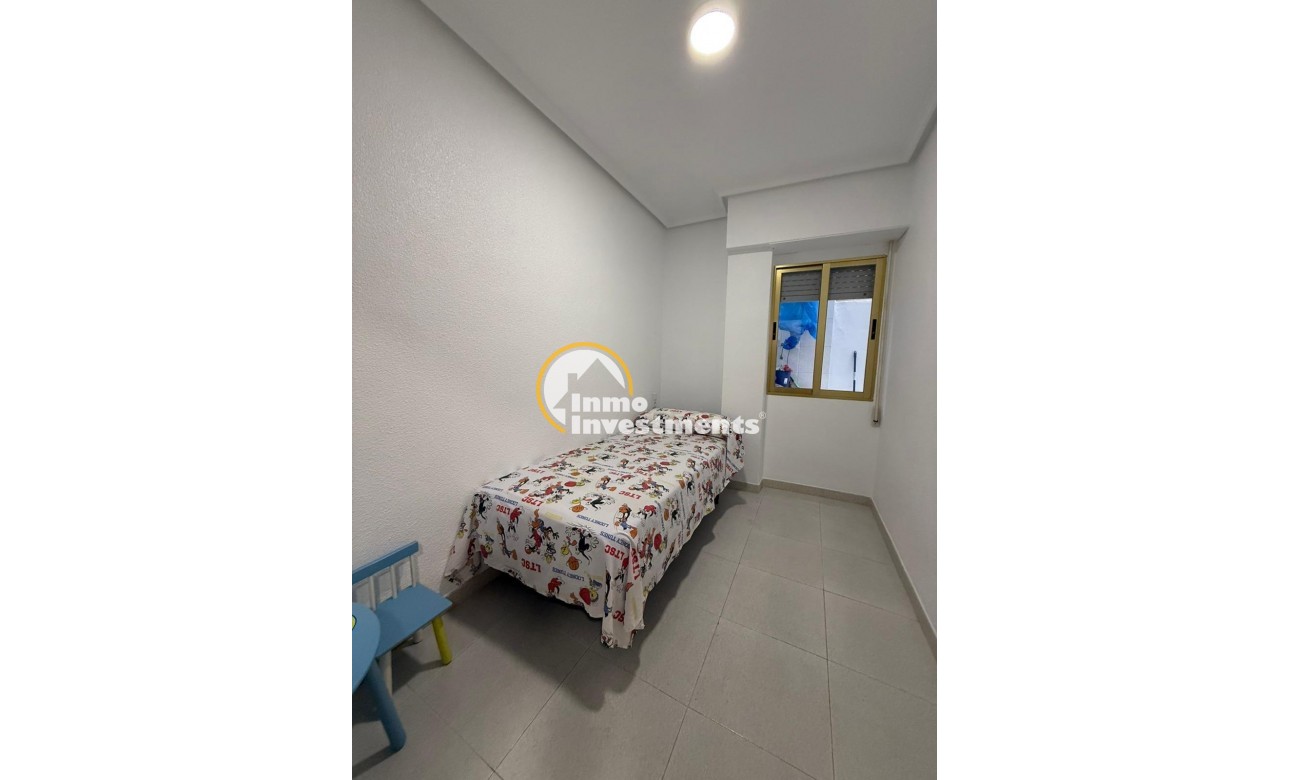 Resale - Apartment - Torrevieja - La Mata