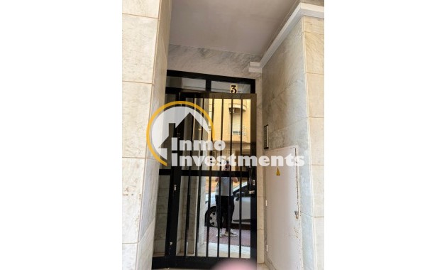 Resale - Apartment - Torrevieja - La Mata