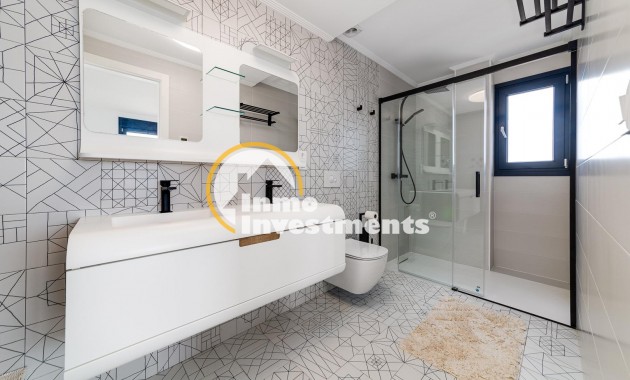 Reventa - Chalet independiente - Torrevieja - Playas