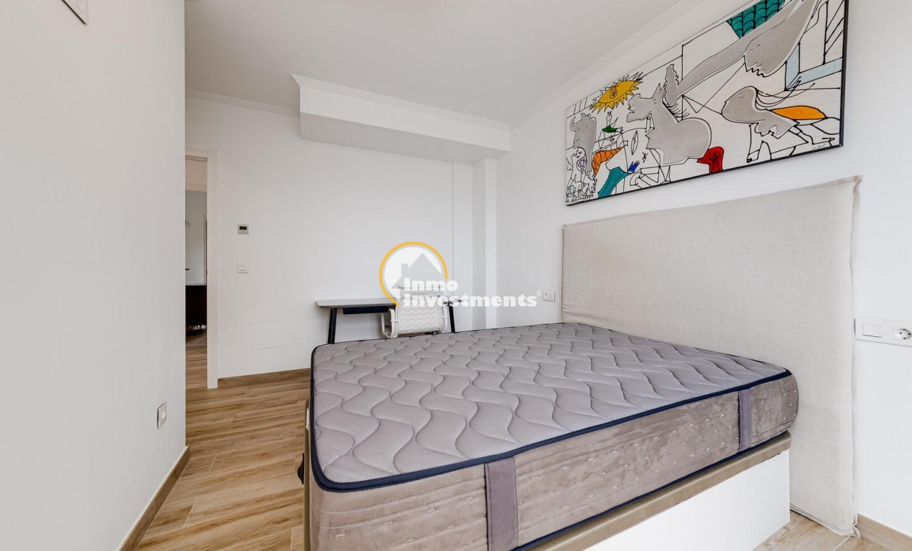 Reventa - Chalet independiente - Torrevieja - Playas