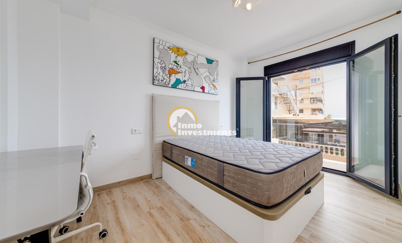 Reventa - Chalet independiente - Torrevieja - Playas