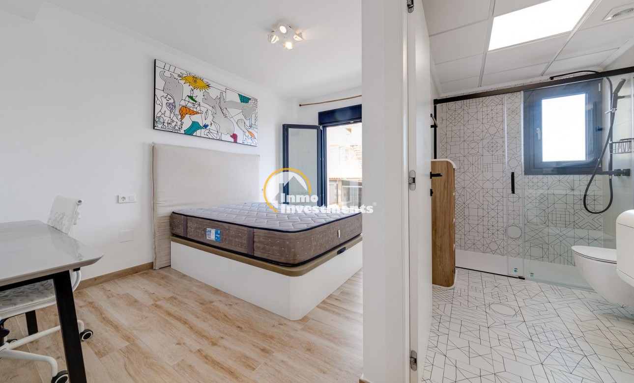 Reventa - Chalet independiente - Torrevieja - Playas