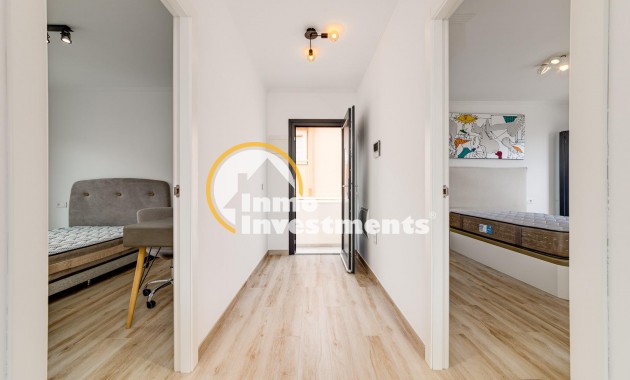 Reventa - Chalet independiente - Torrevieja - Playas