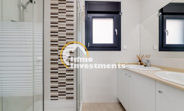 Reventa - Chalet independiente - Torrevieja - Playas