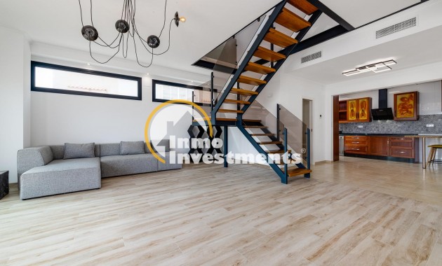 Reventa - Chalet independiente - Torrevieja - Playas