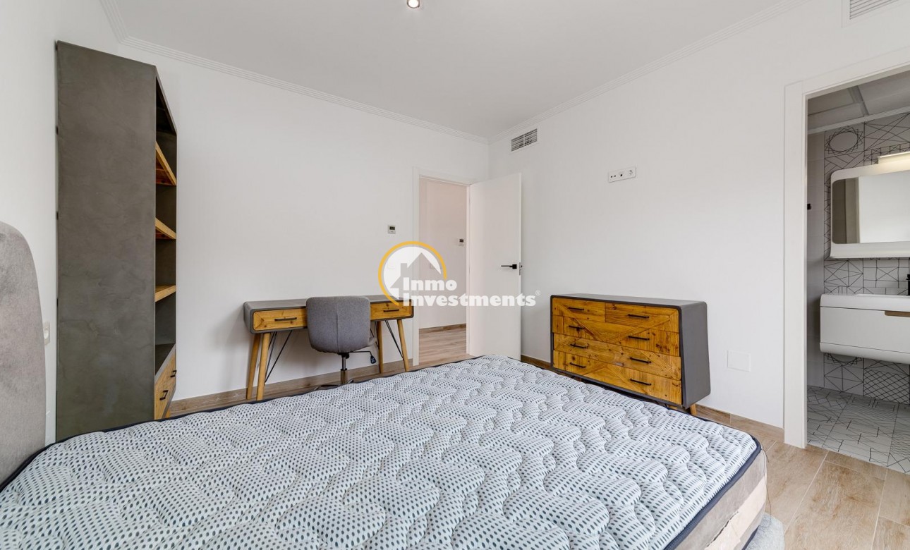 Reventa - Chalet independiente - Torrevieja - Playas