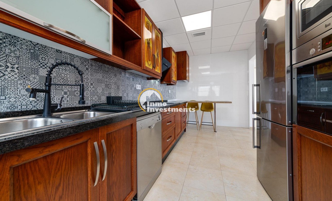 Reventa - Chalet independiente - Torrevieja - Playas