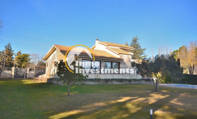 Reventa - Chalet independiente - Albacete - Agua sol