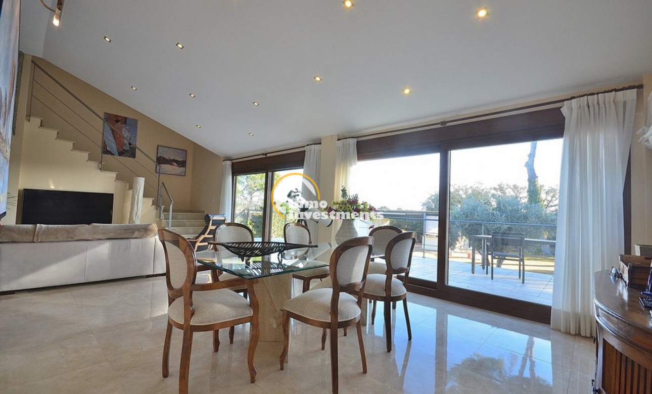 Reventa - Chalet independiente - Albacete - Agua sol