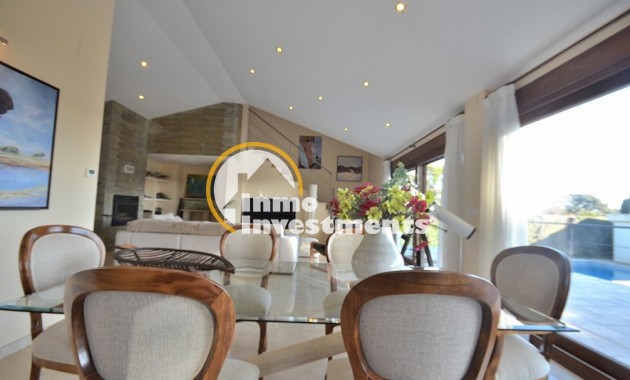 Reventa - Chalet independiente - Albacete - Agua sol