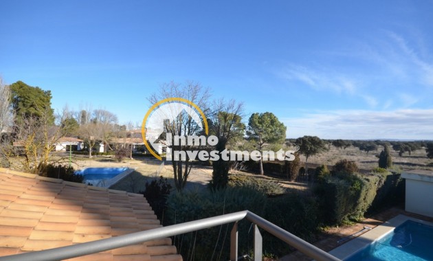 Reventa - Chalet independiente - Albacete - Agua sol