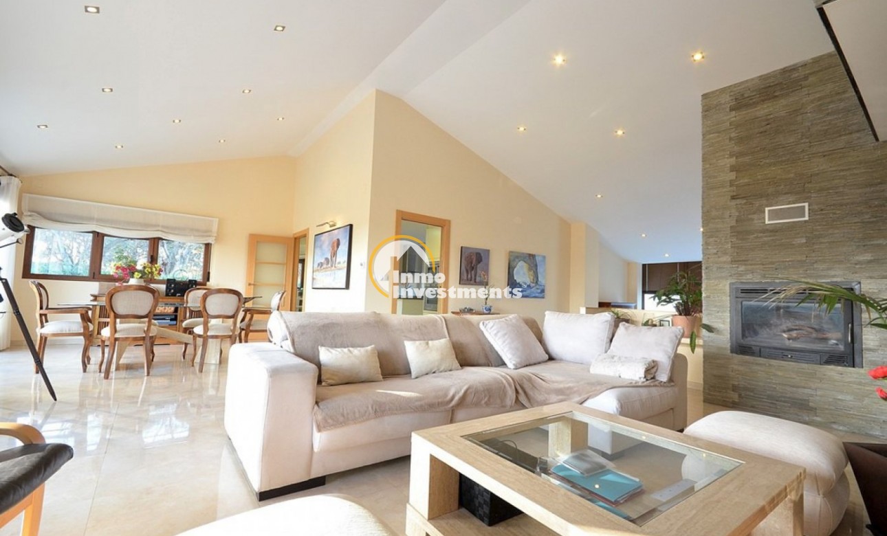 Reventa - Chalet independiente - Albacete - Agua sol