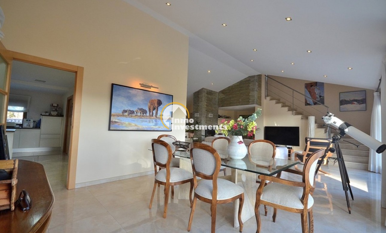 Reventa - Chalet independiente - Albacete - Agua sol