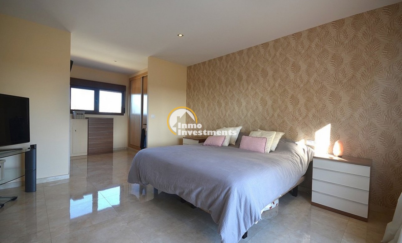 Reventa - Chalet independiente - Albacete - Agua sol