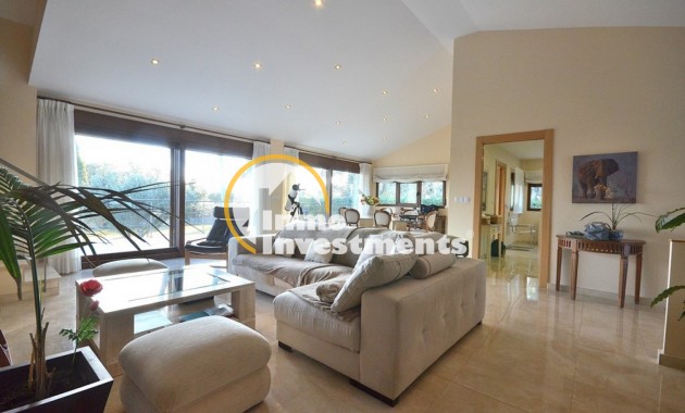 Reventa - Chalet independiente - Albacete - Agua sol