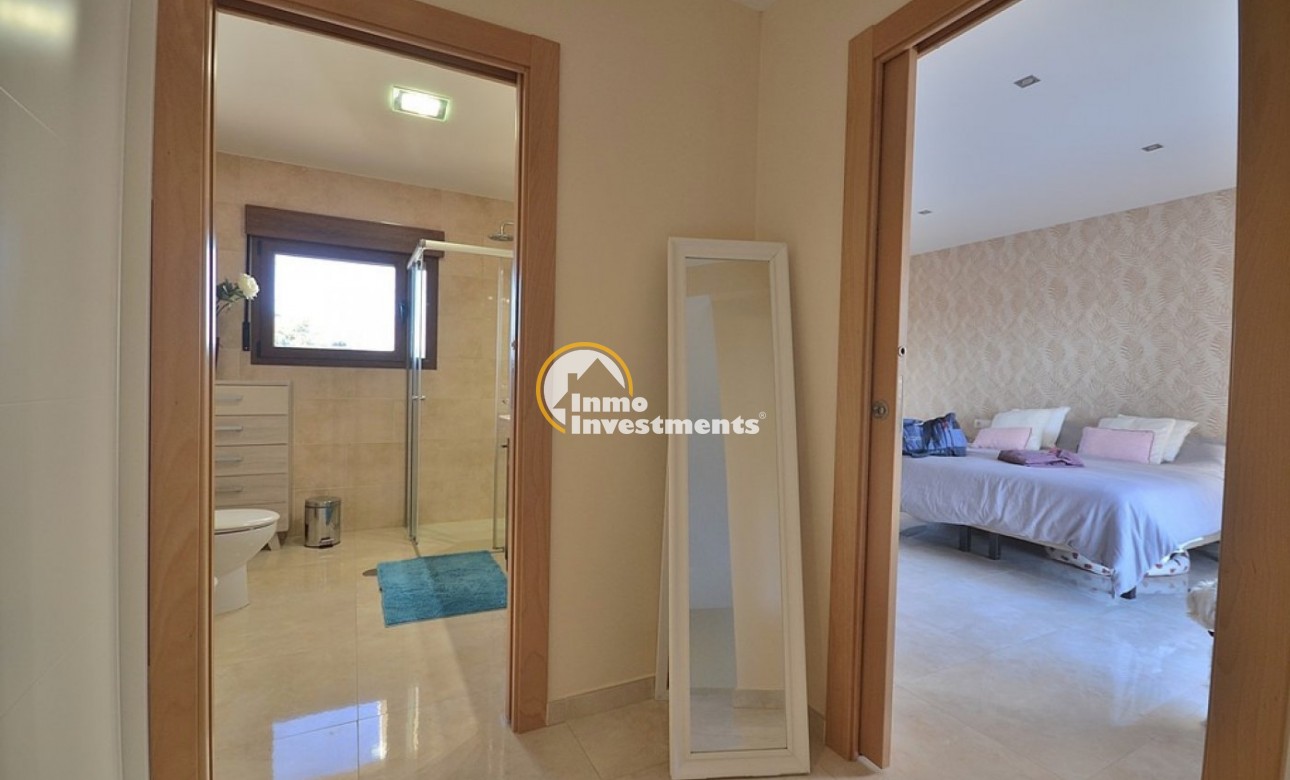 Reventa - Chalet independiente - Albacete - Agua sol