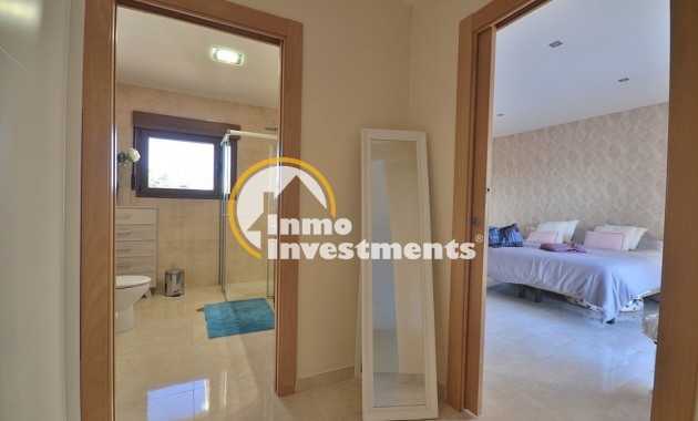 Reventa - Chalet independiente - Albacete - Agua sol