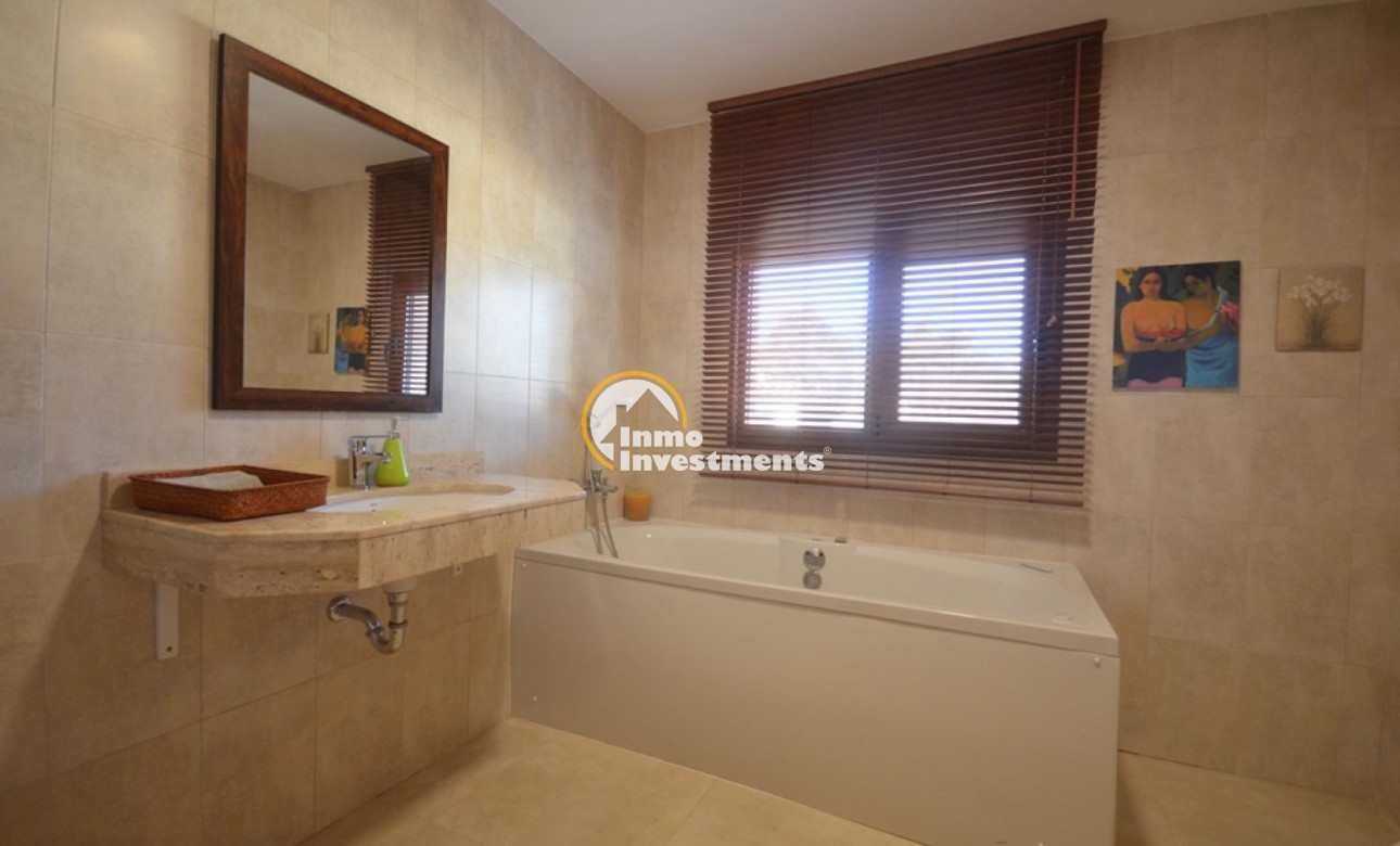 Reventa - Chalet independiente - Albacete - Agua sol