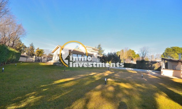 Reventa - Chalet independiente - Albacete - Agua sol