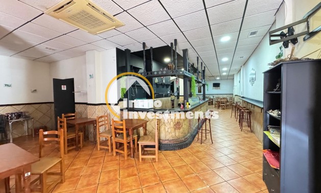 Bestaande bouw - Commercieel - Torrevieja - Estacion de autobuses