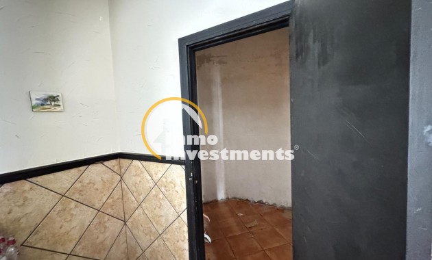 Bestaande bouw - Commercieel - Torrevieja - Estacion de autobuses