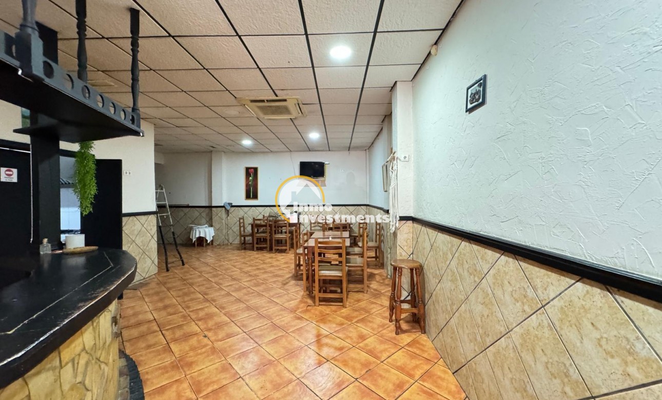 Bestaande bouw - Commercieel - Torrevieja - Estacion de autobuses