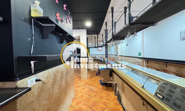 Bestaande bouw - Commercieel - Torrevieja - Estacion de autobuses