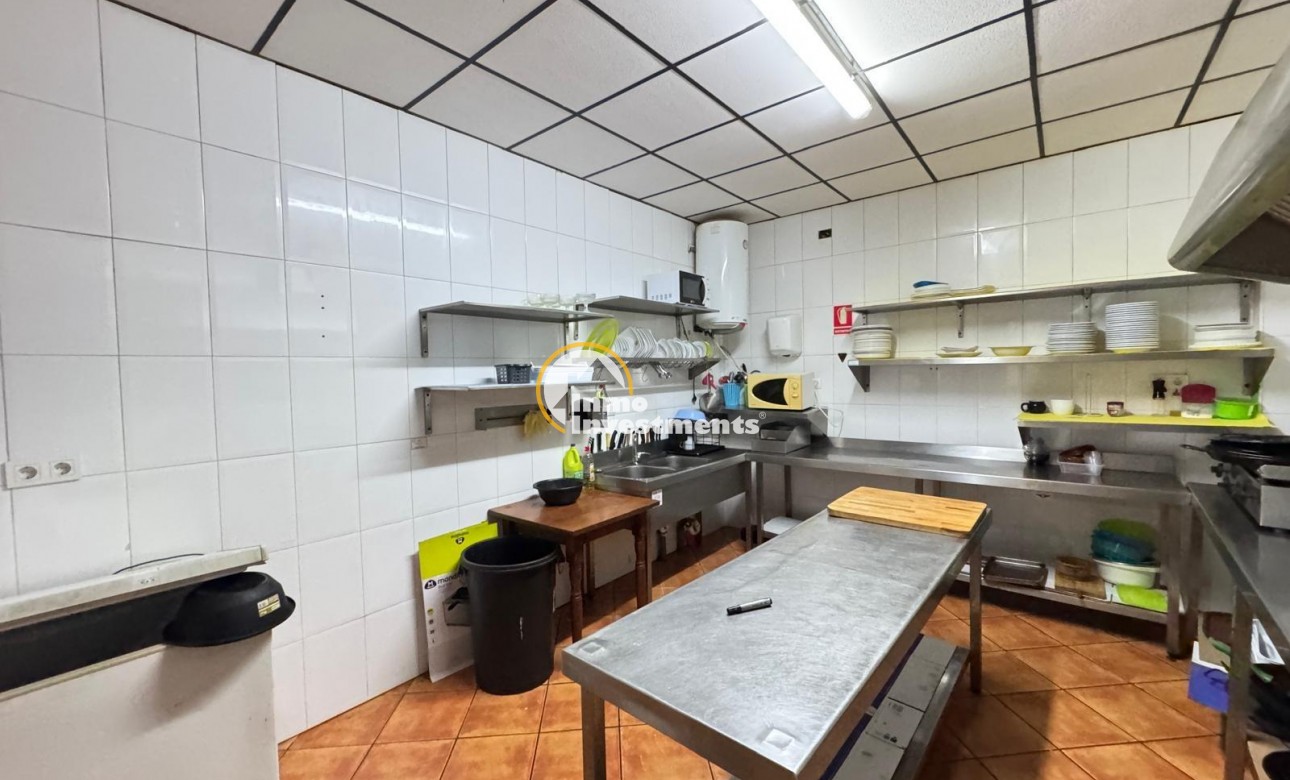 Bestaande bouw - Commercieel - Torrevieja - Estacion de autobuses