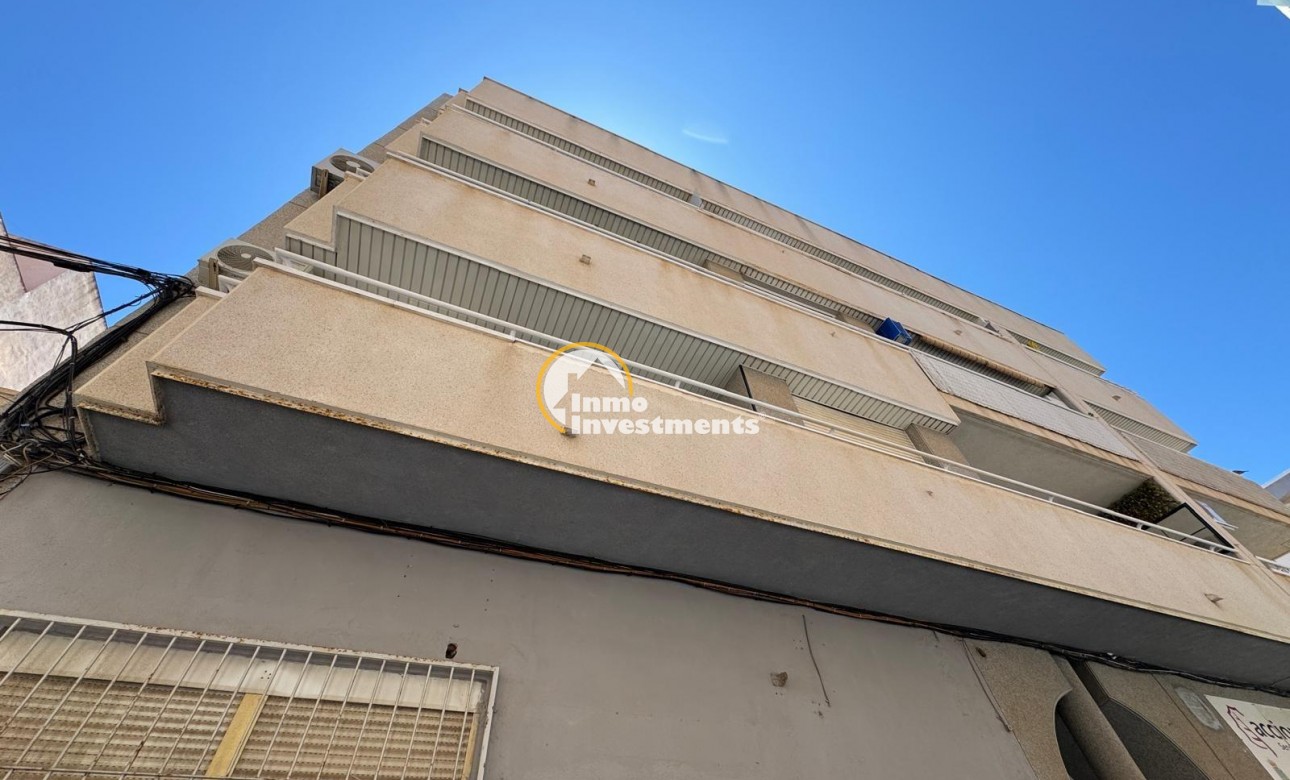 Reventa - Local comercial - Torrevieja - Centro