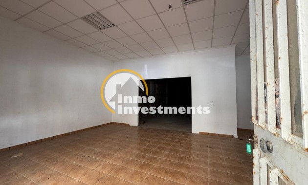 Reventa - Local comercial - Torrevieja - Centro