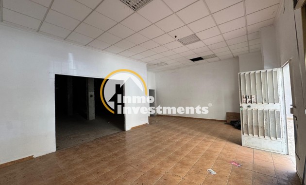 Reventa - Local comercial - Torrevieja - Centro