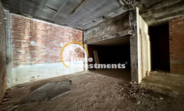 Reventa - Local comercial - Torrevieja - Centro