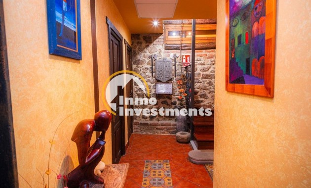 Bestaande bouw - Villa - Lena