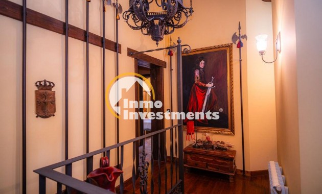 Bestaande bouw - Villa - Lena