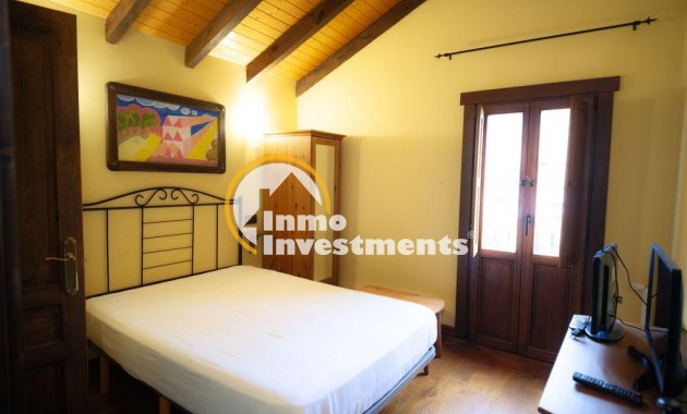 Bestaande bouw - Villa - Lena