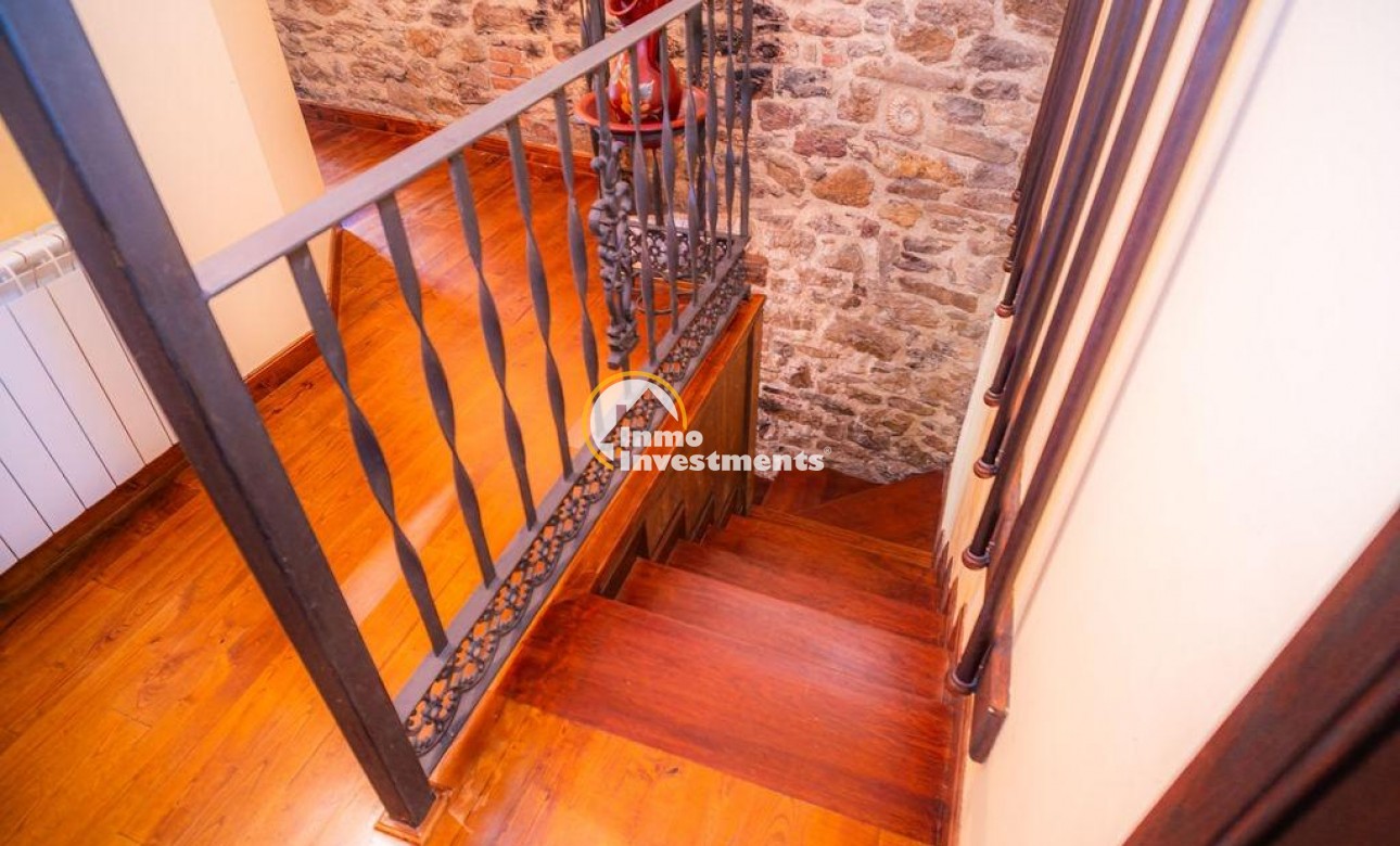 Bestaande bouw - Villa - Lena