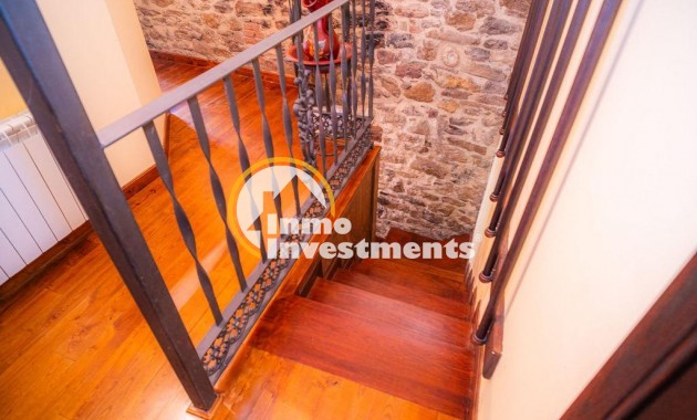 Bestaande bouw - Villa - Lena