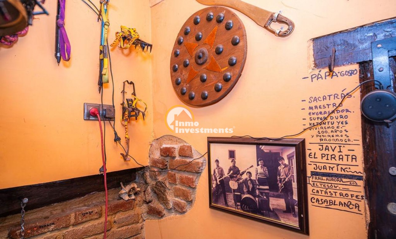 Bestaande bouw - Villa - Lena